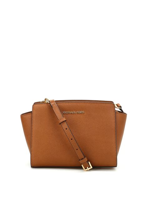 michael kors selma medium messenger price|Selma Medium Saffiano Leather Crossbody .